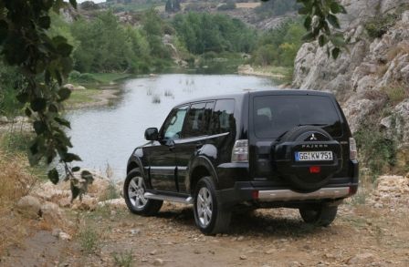 Pajero IV 5
